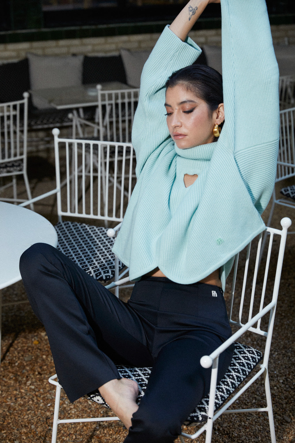 超彈力高腰長褲 - 黑色