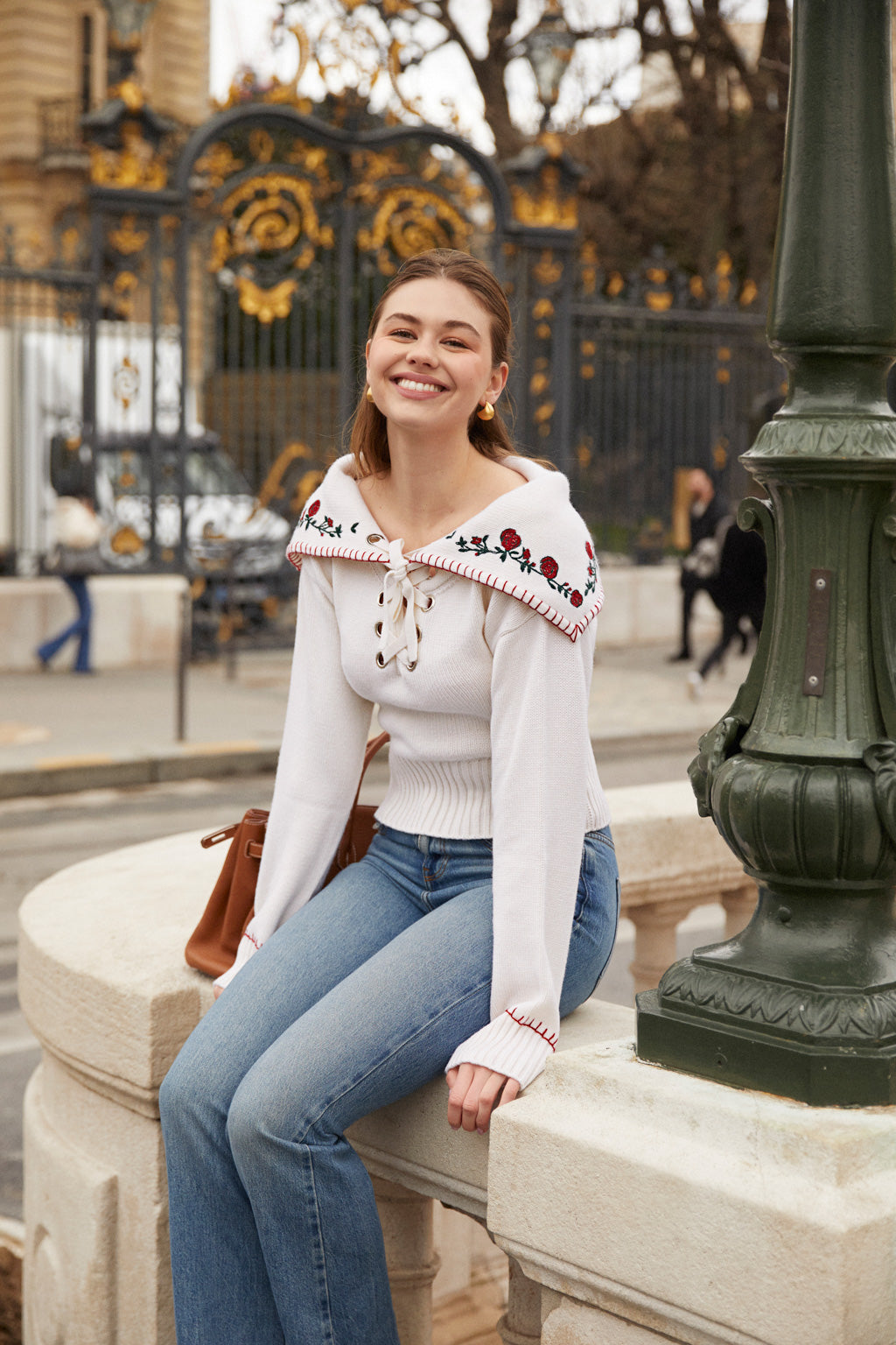 Pull à col brodé en pur cachemire - beige