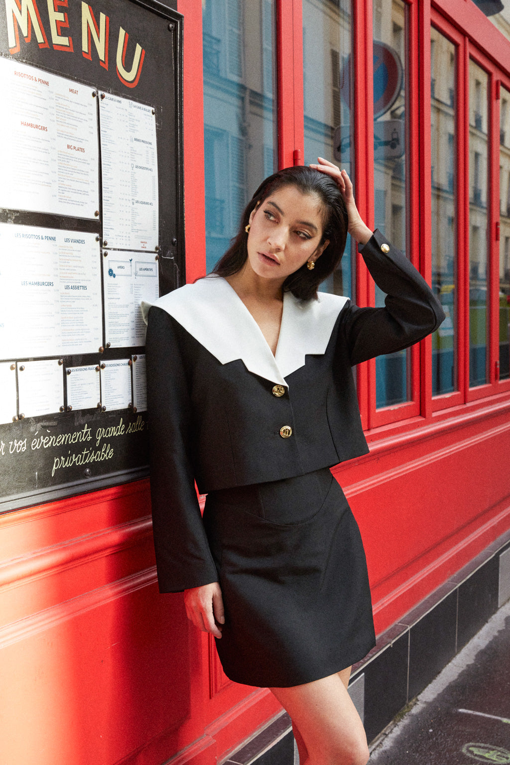 High-waisted miniskirt - black