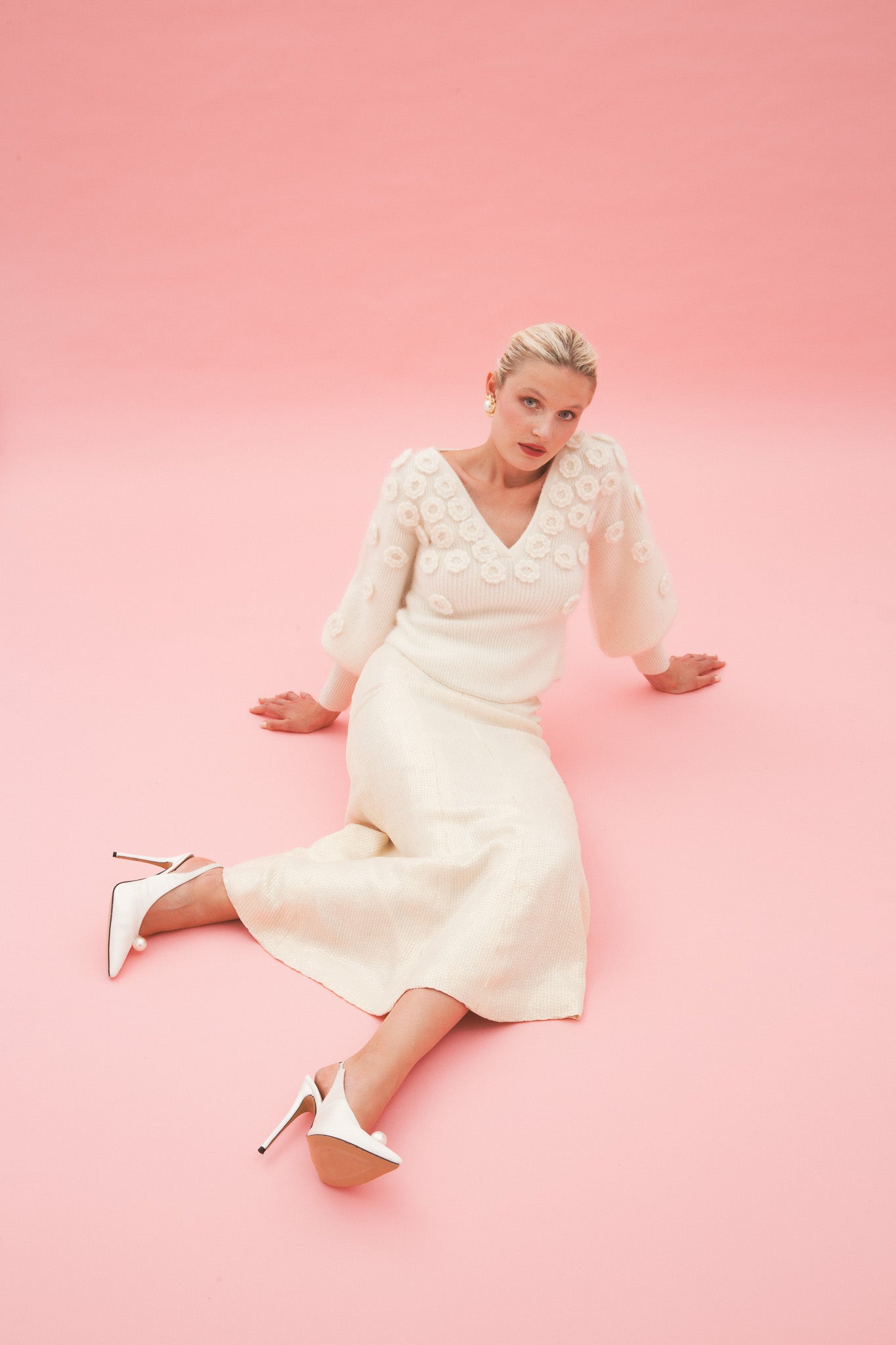 V-neck sweater in mohair and wool with flowers - white